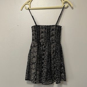Cute tube top. Adjustable straps sz 4